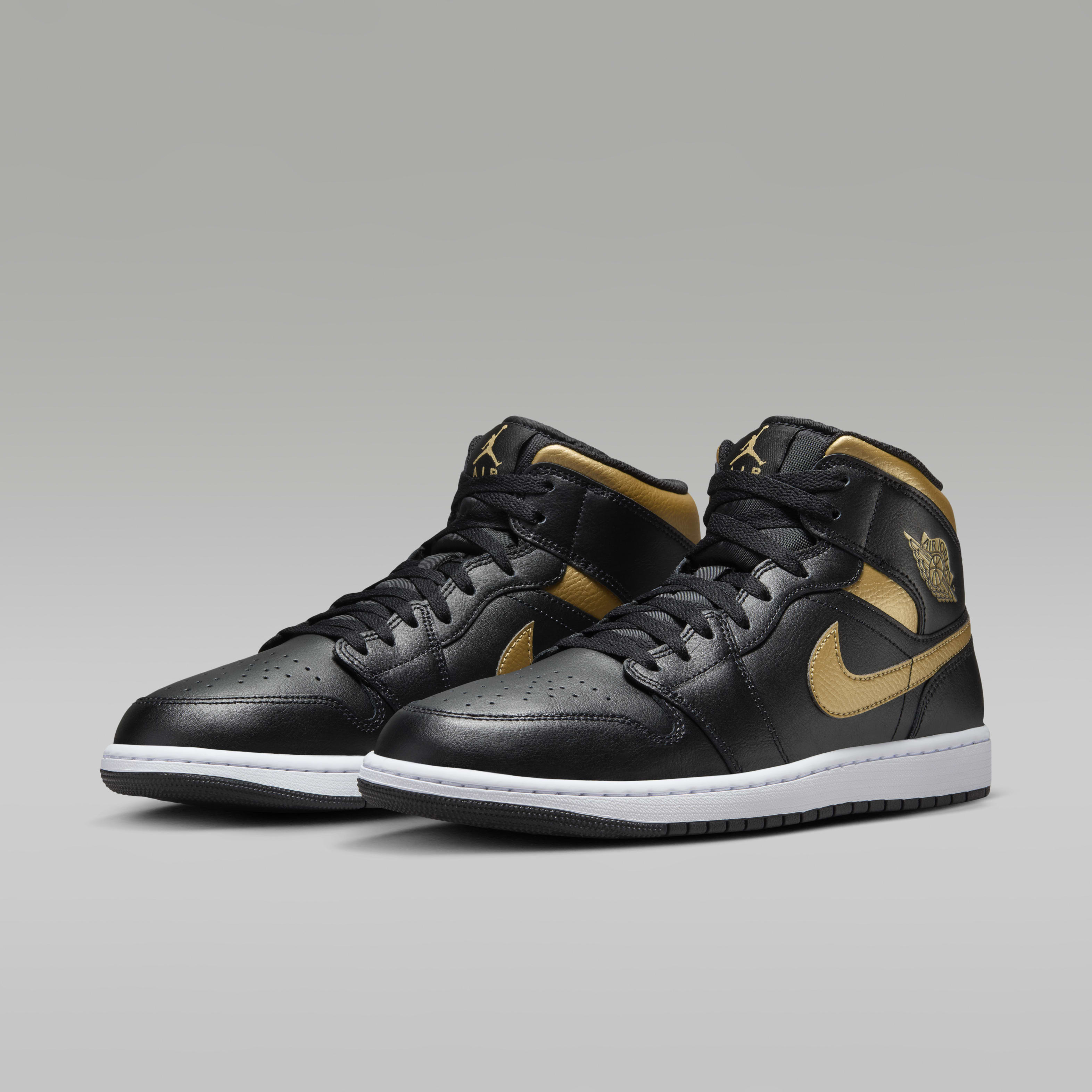 Nike Air Jordan 1 Mid Men s Shoes King s Cross
